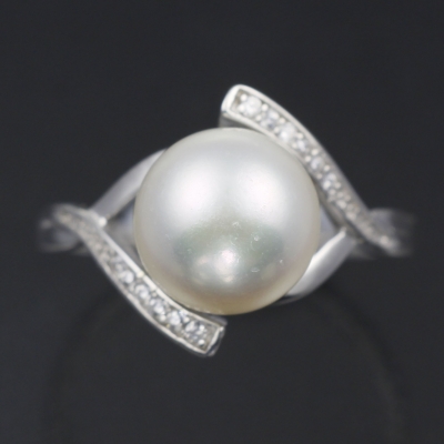 Серебряное кольцо с жемчугом натуральным  арт.  27094