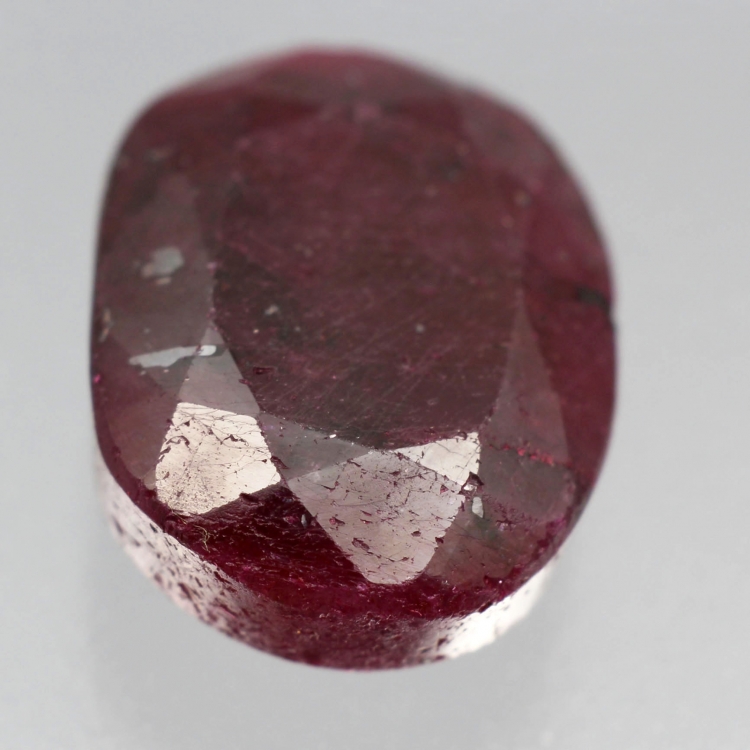 Камень розовый корунд натуральный 21.30 карат арт 18628