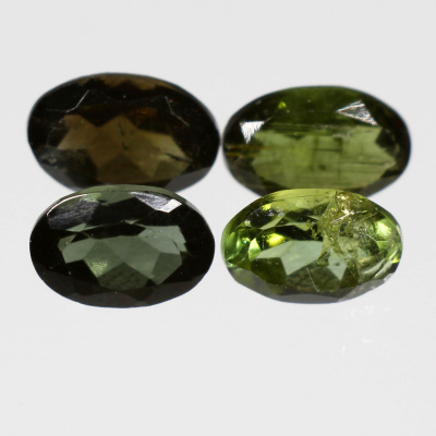 Камень зеленый Турмалин натуральный 1.80 карат арт. 22567