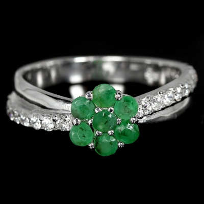 Серебряное кольцо с зеленым бериллом арт 25299