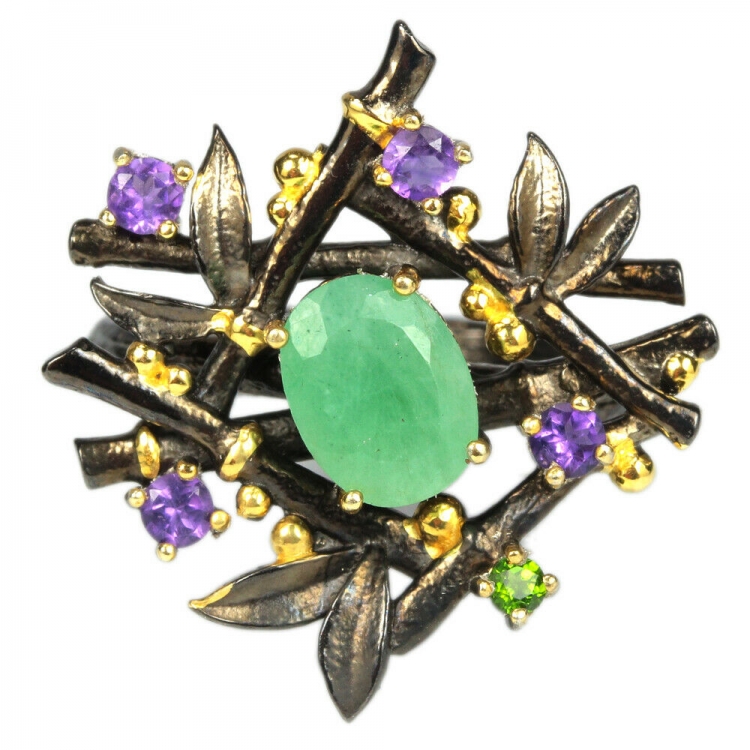 Серебряное кольцо с зеленым бериллом арт 27559
