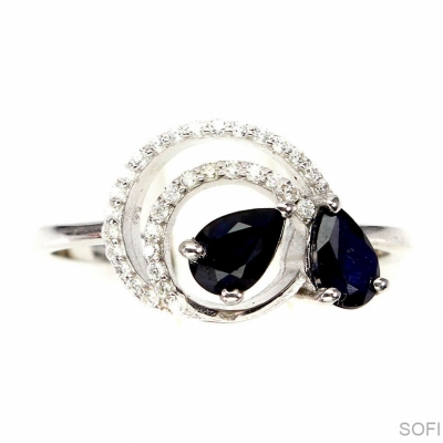 Серебряное кольцо с синим корундом натуральным арт 25508