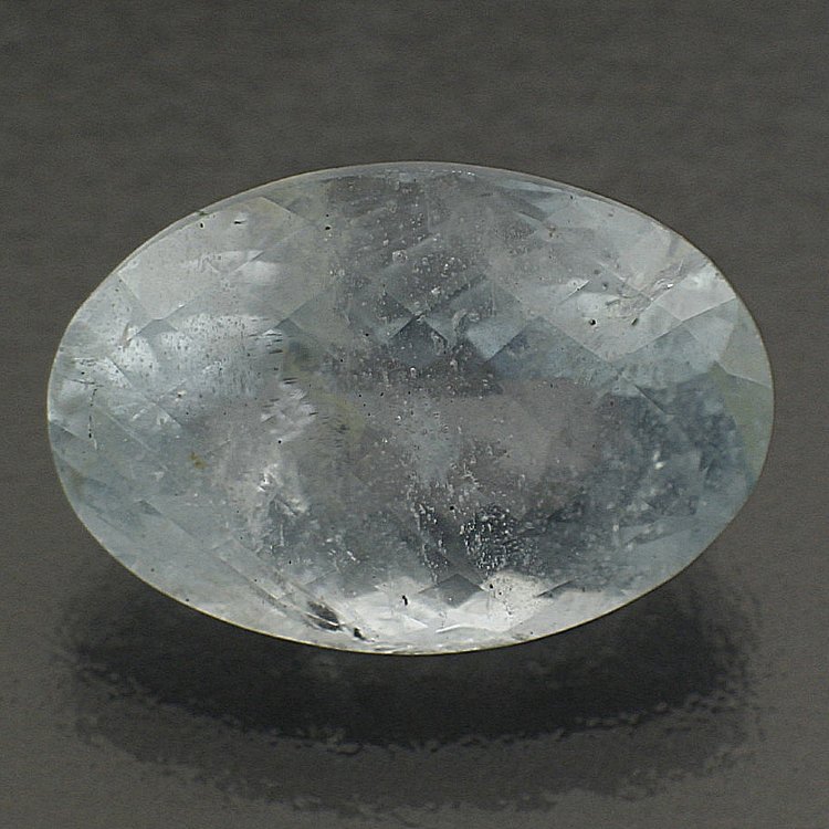 Камень Аквамарин 14х9 мм овал натуральный 5.70 карат арт. 16514