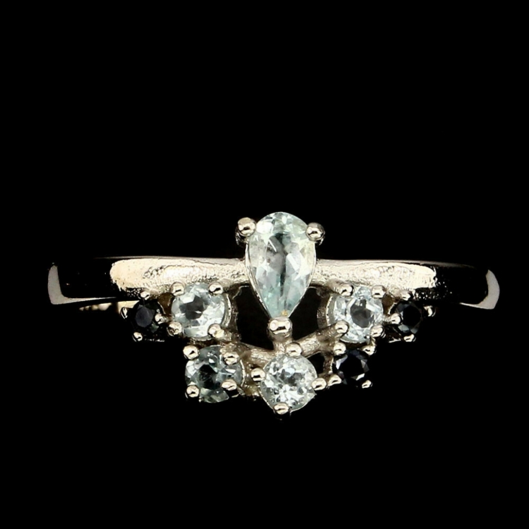 Серебряное кольцо с аквамарином натуральным арт 26057