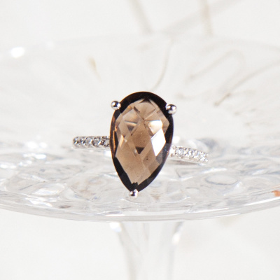 Серебряное кольцо с дымчатым кварцем натуральным арт. 27172