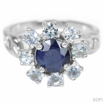 Серебряное кольцо с синим корундом натуральным арт 26941