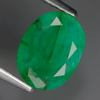 Камень зелёный берилл натуральный 1.05 карат арт. 25750